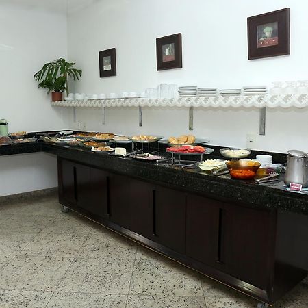 Licia Hotel Joao Pinheiro Экстерьер фото