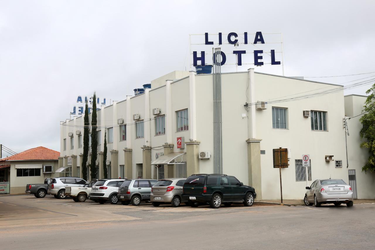 Licia Hotel Joao Pinheiro Экстерьер фото